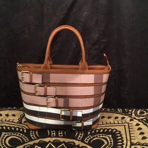 Beautiful Buckle Design Handbag